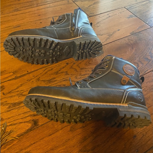 Docker's Men's Boots - Picture 4 of 6